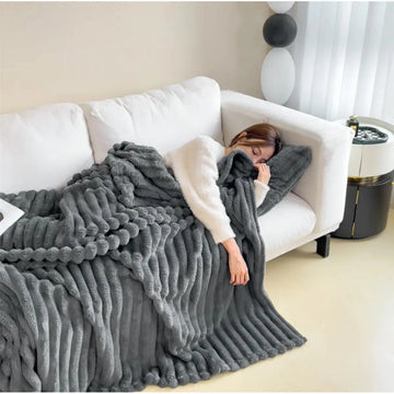 Soft Velvet Rabbit Fur Blanket – Thick & Warm Throw VibelyDrop