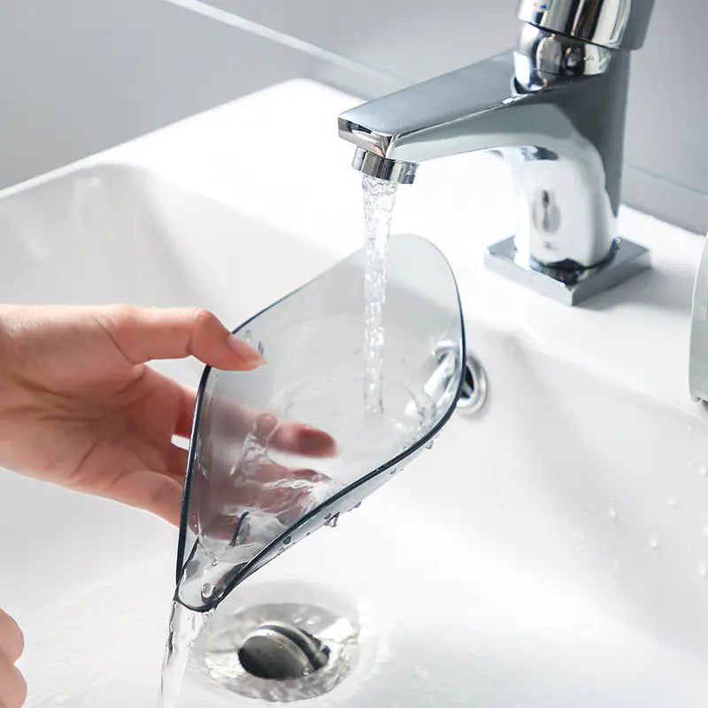 Creative Leaf-Shaped Soap Holder with Suction Cup VibelyDrop