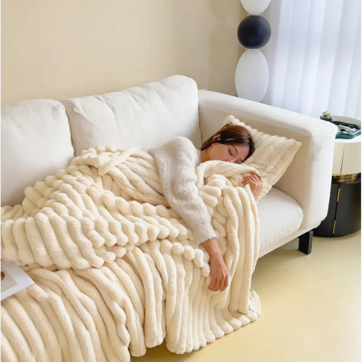 Soft Velvet Rabbit Fur Blanket – Thick & Warm Throw VibelyDrop