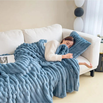 Soft Velvet Rabbit Fur Blanket – Thick & Warm Throw VibelyDrop (Blue) (200x230cm)